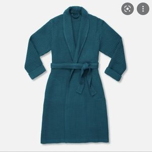 Brooklinen Waffle Robe Ink Blue